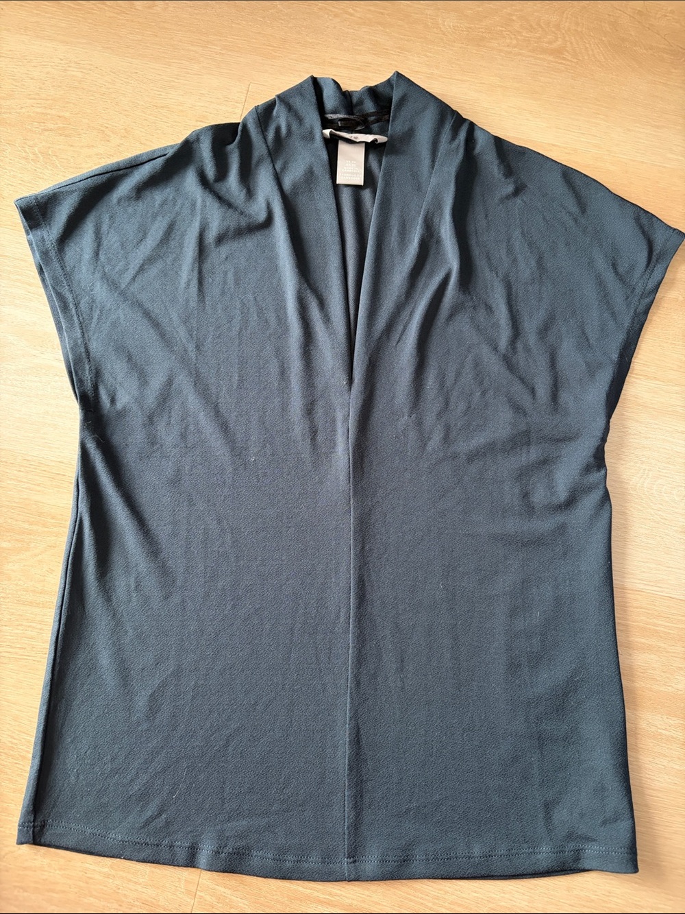 H&M Navy Dusty Blue Short-Sleeve V-Neck Tunic Top